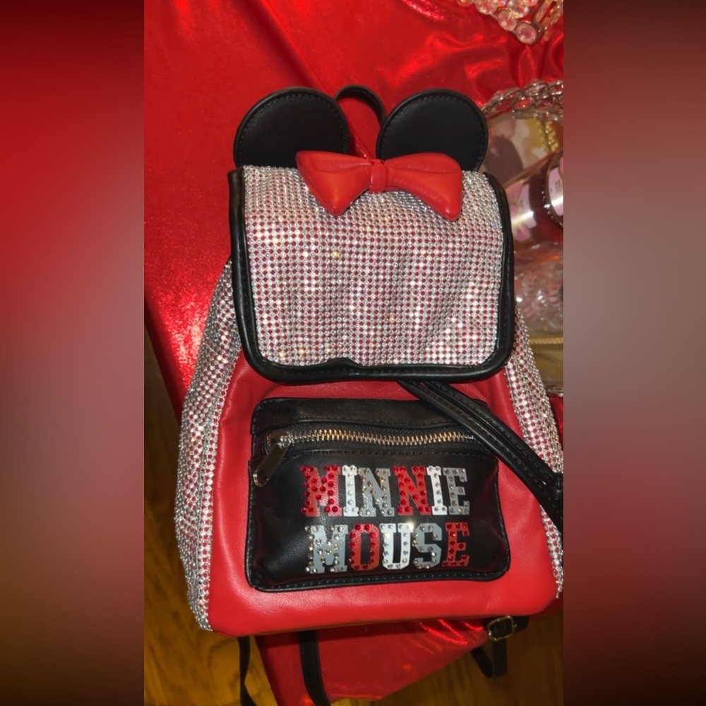 Limited Edition Disney Parks Minnie Mouse Backpack❤️🖤